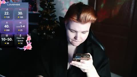 Snapshot of ryan__kim chatting on 12/25/24, 11:00 Ryan online show from 12/25/24, 11:00