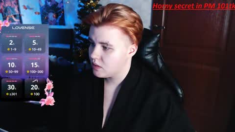 Snapshot of ryan__kim chatting on 12/27/24, 11:28 Ryan online show from 12/27/24, 11:28