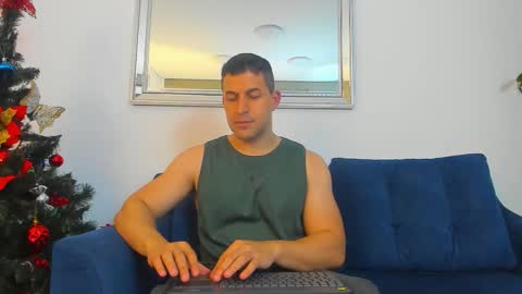 ryan mckenna online show from 12/14/25, 07:40