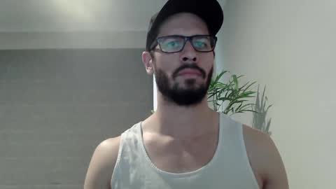 Snapshot of ryan_chatter chatting on 04/17/26, 01:30 Ryan online show from 04/17/26, 01:30