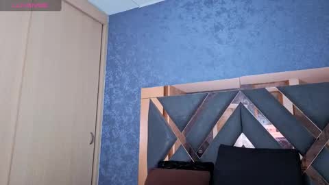 R Y A N online show from 10/09/25, 10:57