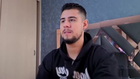 R Y A N online show from 10/12/25, 01:54