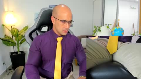 Snapshot of ryan_master_ chatting on 12/24/24, 02:12 ryan_master_ online show from 12/24/24, 02:12