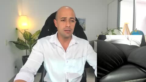 Snapshot of ryan_master_ chatting on 12/27/24, 04:21 ryan_master_ online show from 12/27/24, 04:21