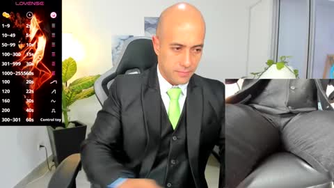 Snapshot of ryan_master_ chatting on 01/03/25, 12:08 ryan_master_ online show from 01/03/25, 12:08