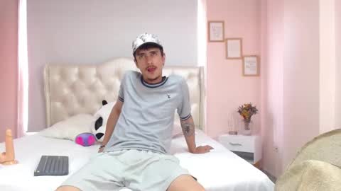 ryan online show from 01/21/25, 03:32