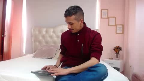 ryan online show from 02/01/25, 01:09