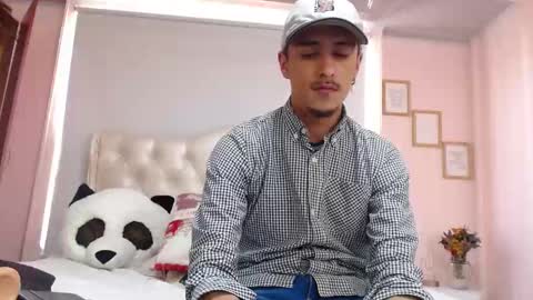 ryan online show from 02/10/25, 07:28