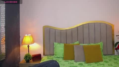 Ryan online show from 09/18/25, 04:09