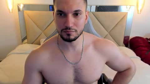 Snapshot of ryan_ward79 chatting on 03/25/26, 10:27 Ryan online show from 03/25/26, 10:27