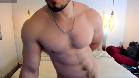 Snapshot of ryan_ward79 chatting on 04/10/26, 02:06 Ryan online show from 04/10/26, 02:06