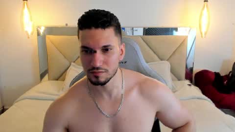 Snapshot of ryan_ward79 chatting on 04/29/26, 12:48 Ryan online show from 04/29/26, 12:48