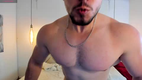 Snapshot of ryan_ward79 chatting on 05/22/26, 10:48 Ryan online show from 05/22/26, 10:48