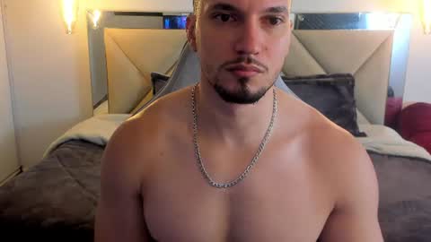 Snapshot of ryan_ward79 chatting on 06/16/26, 01:58 Ryan online show from 06/16/26, 01:58