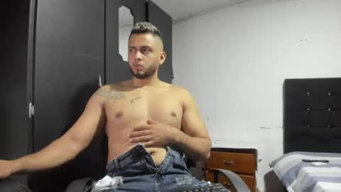 ryan_xc1 online show from 07/03/26, 03:24