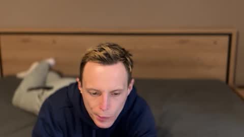 Snapshot of ryanbengt chatting on 01/12/26, 02:44 ryanbengt online show from 01/12/26, 02:44