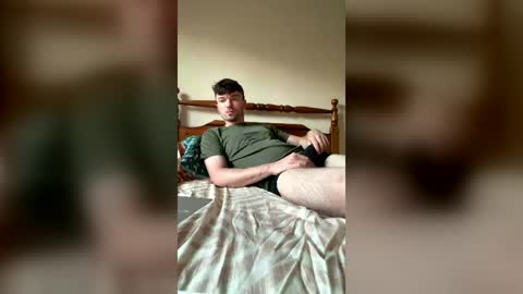 Snapshot of ryanbirm chatting on 07/08/26, 07:18 ryanbirm online show from 07/08/26, 07:18