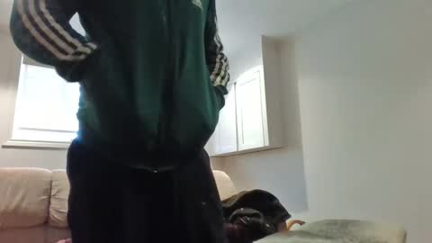 Ryland online show from 12/25/24, 04:54