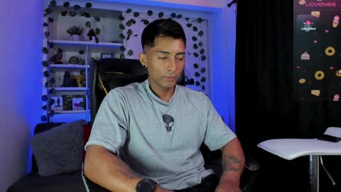 Snapshot of ryanboy30 chatting on 12/30/24, 11:49 ryanboy30 online show from 12/30/24, 11:49