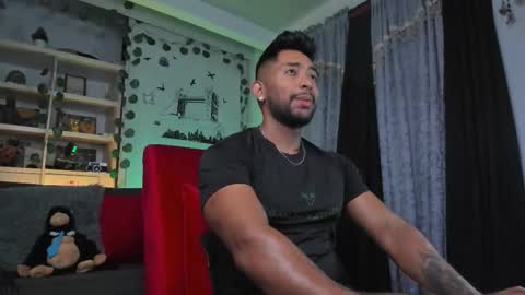 Snapshot of ryanboy30 chatting on 11/03/25, 10:53 ryanboy30 online show from 11/03/25, 10:53