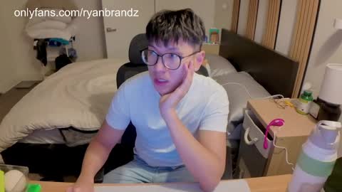 Snapshot of ryanbrandz chatting on 01/21/25, 03:26 Ryan Brandz online show from 01/21/25, 03:26