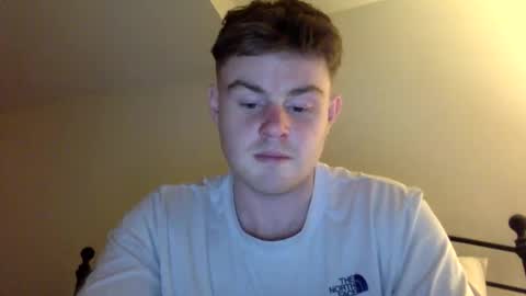 ryanhung_57 online show from 02/14/25, 04:15