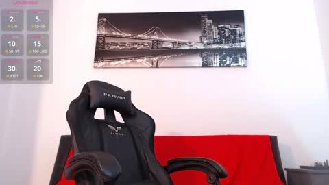 Instagram  Ryandwrn online show from 10/07/25, 02:09