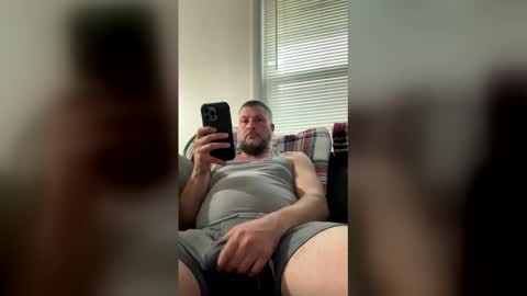 ryanmhoyt88 online show from 04/21/26, 09:50