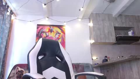 Snapshot of ryann_blue_ chatting on 01/17/25, 07:49 Ryan Blue ig ryannblue online show from 01/17/25, 07:49