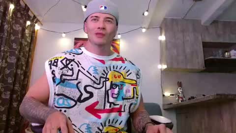 Snapshot of ryann_blue_ chatting on 02/17/25, 01:58 Ryan Blue ig ryannblue online show from 02/17/25, 01:58