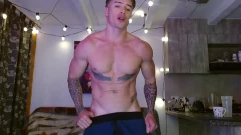 Snapshot of ryann_blue_ chatting on 03/07/25, 01:20 Ryan Blue ig ryannblue online show from 03/07/25, 01:20