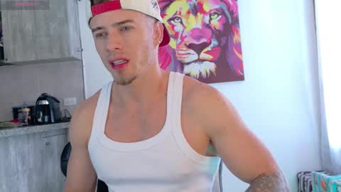 Snapshot of ryann_blue_ chatting on 09/15/25, 09:04 Ryan Blue ig ryannblue online show from 09/15/25, 09:04