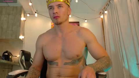 Snapshot of ryann_blue_ chatting on 10/08/25, 11:24 Ryan Blue ig ryannblue online show from 10/08/25, 11:24