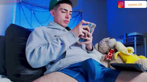 Ryannhill  online show from 11/26/25, 11:00