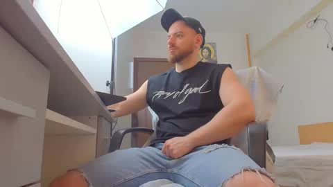 Snapshot of ryanstone_ chatting on 04/02/26, 05:27 Ryanstone online show from 04/02/26, 05:27