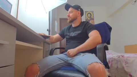 Snapshot of ryanstone_ chatting on 06/05/26, 03:13 Ryanstone online show from 06/05/26, 03:13