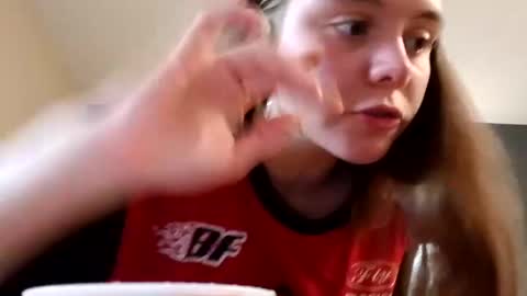 Snapshot of ryder393 chatting on 09/15/25, 03:39 ryder393 online show from 09/15/25, 03:39