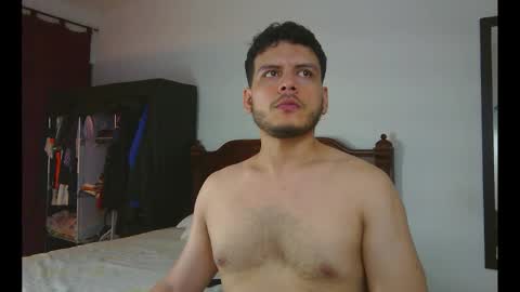 Snapshot of ryl_ chatting on 12/16/25, 11:54 Ryl online show from 12/16/25, 11:54