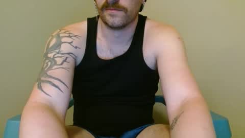 Snapshot of rylancolt chatting on 12/04/25, 04:55 Rylan Colte online show from 12/04/25, 04:55