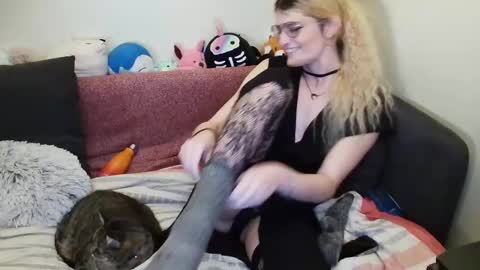 Ryn Michele online show from 01/14/25, 11:48