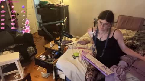 Ryn Michele online show from 09/13/25, 01:00