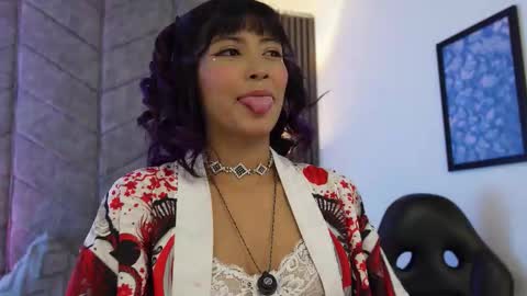 Snapshot of rynka__ chatting on 02/05/26, 04:28 rynka online show from 02/05/26, 04:28