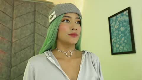 Snapshot of rynka__ chatting on 02/08/26, 03:43 rynka online show from 02/08/26, 03:43