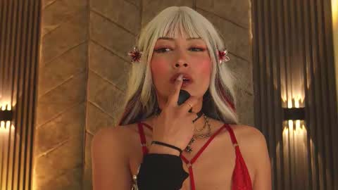 Snapshot of rynka__ chatting on 03/19/26, 04:38 rynka online show from 03/19/26, 04:38