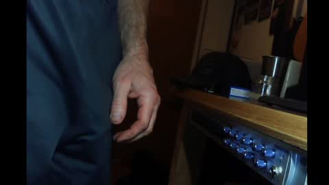 Snapshot of rynoxox chatting on 12/20/24, 06:40 rynoxox online show from 12/20/24, 06:40