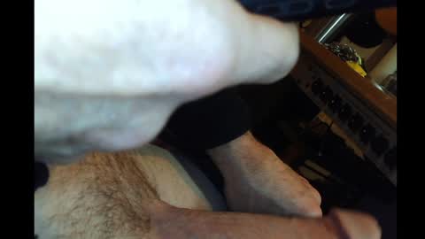 Snapshot of rynoxox chatting on 12/29/24, 10:03 rynoxox online show from 12/29/24, 10:03