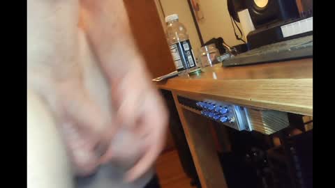 Snapshot of rynoxox chatting on 01/11/25, 08:43 rynoxox online show from 01/11/25, 08:43