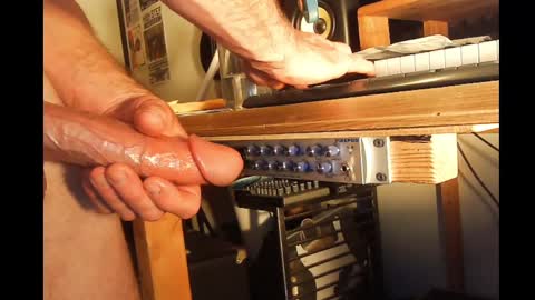 Snapshot of rynoxox chatting on 10/01/25, 05:02 rynoxox online show from 10/01/25, 05:02