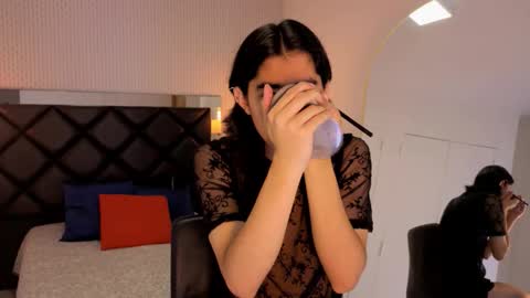 Snapshot of ryo_fem chatting on 10/22/25, 06:18 Ryo online show from 10/22/25, 06:18