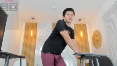 Snapshot of ryo_kush chatting on 01/20/25, 12:18 Ryo Kush online show from 01/20/25, 12:18